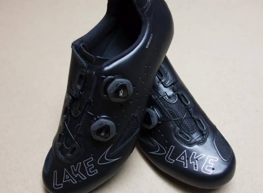 extra wide cycling shoes