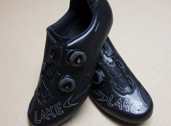 wide toe box road cycling shoes